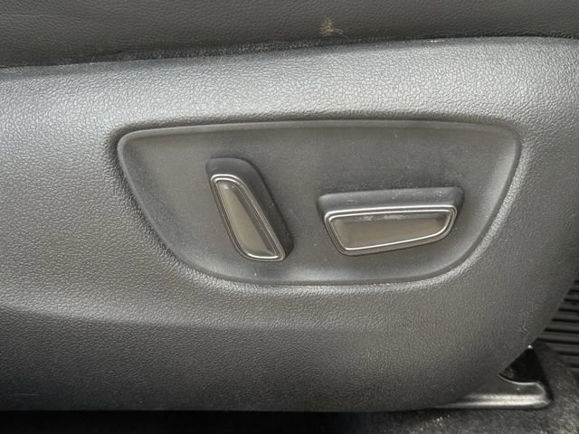 Used 2021 Toyota Highlander Limited image 34