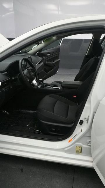 Used 2020 Nissan Altima 2.5 S FWD image 9