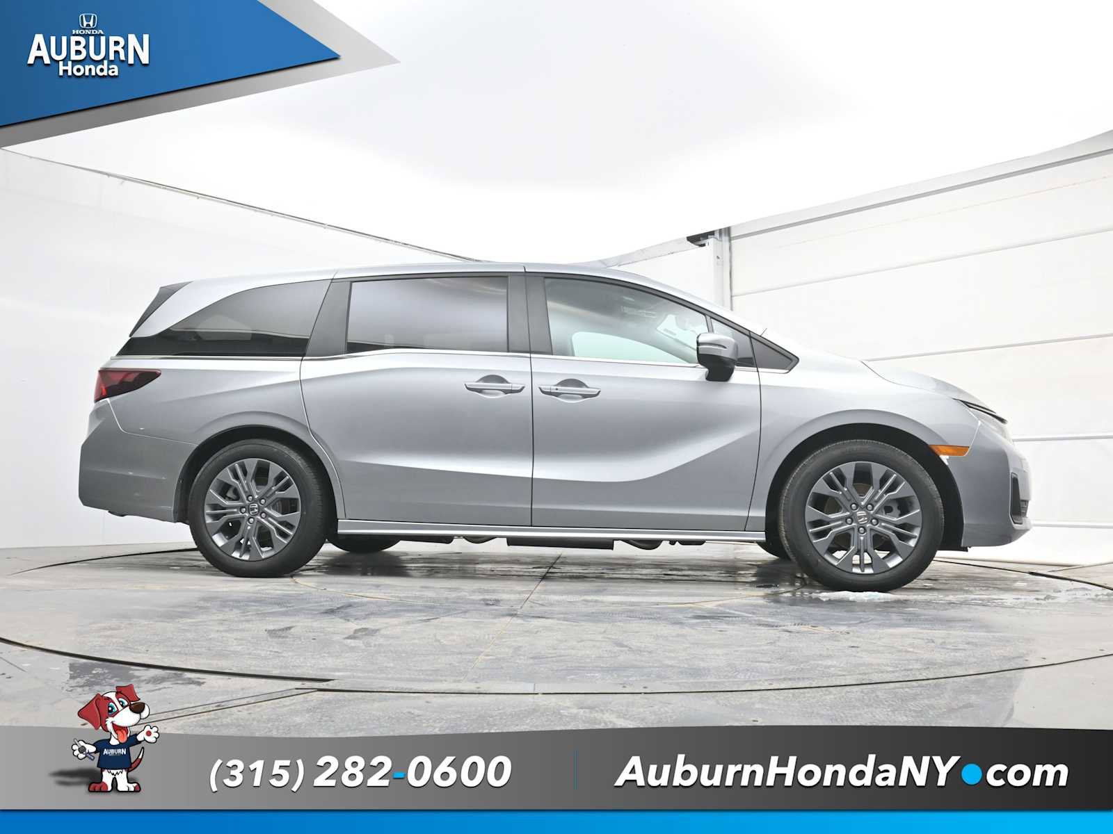 New 2026 Honda Odyssey Touring image 23