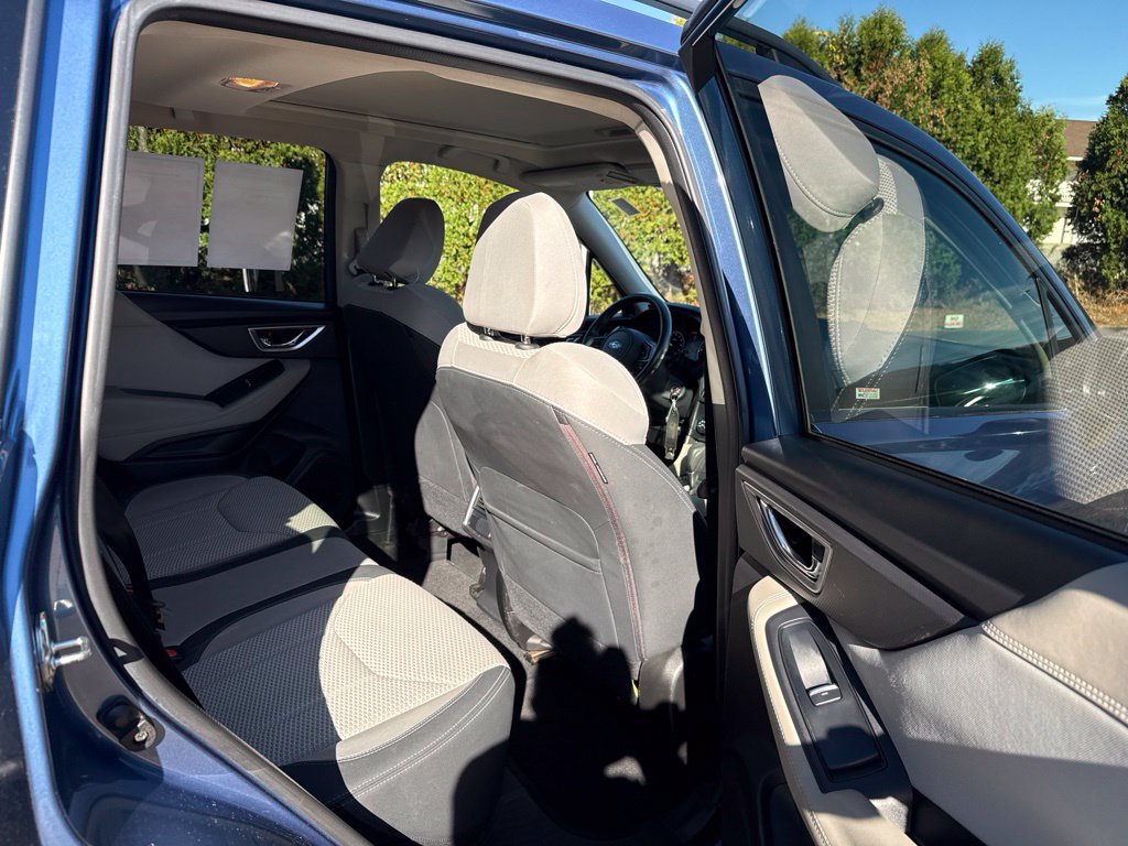 Used 2019 Subaru Forester Premium w/ All-Weather Package AWD/4WD image 13