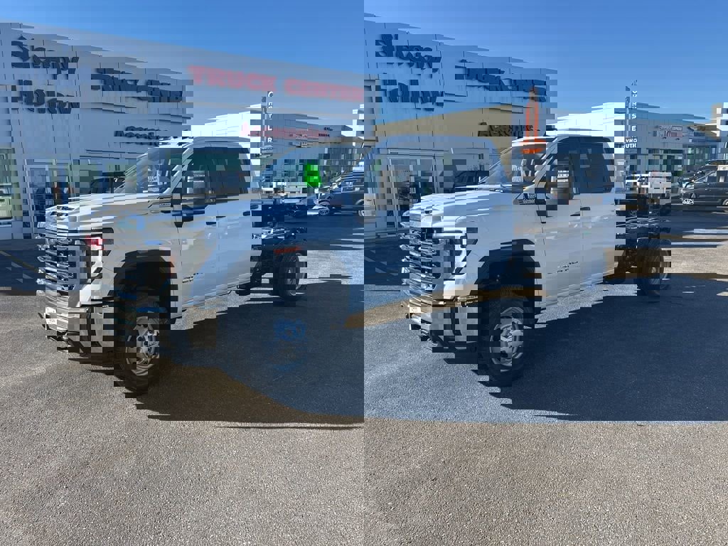 New 2026 GMC Sierra 3500 Pro w/ Convenience Package image 2