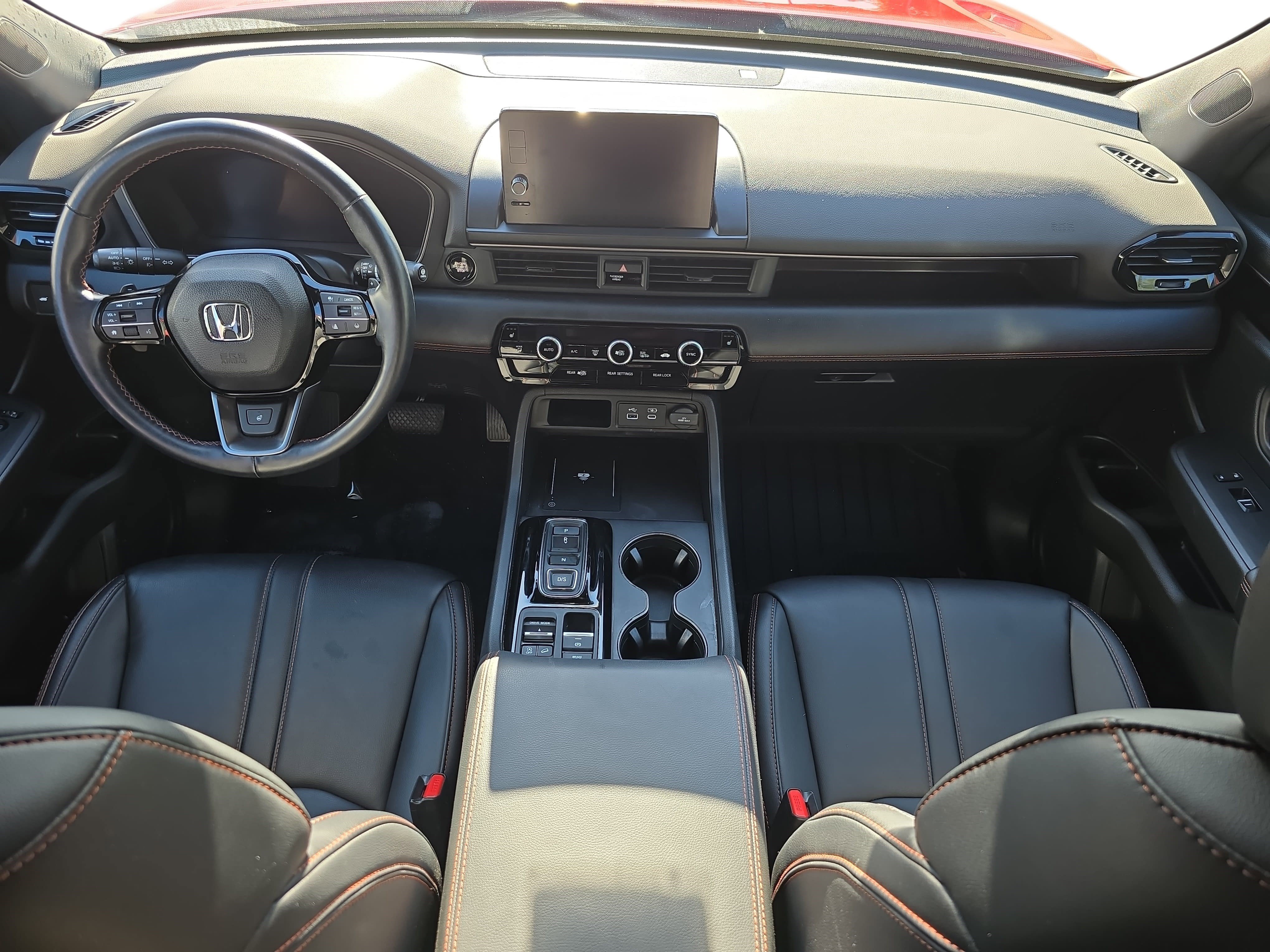 Certified 2024 Honda Pilot TrailSport image 9