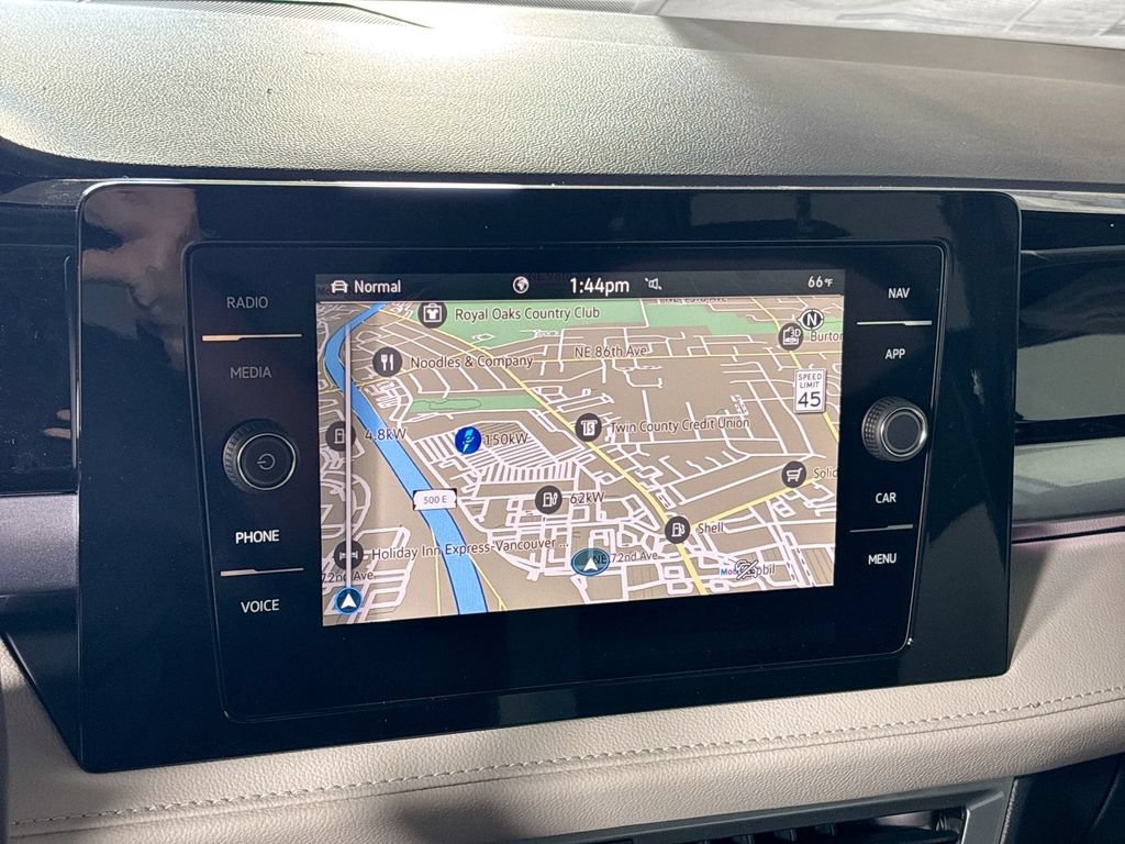 New 2026 Volkswagen Taos SEL AWD/4WD image 16