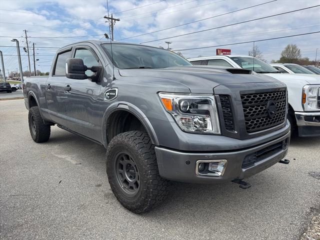 Used 2017 Nissan Titan PRO-4X w/ Pro-4x Convenience Package image 1