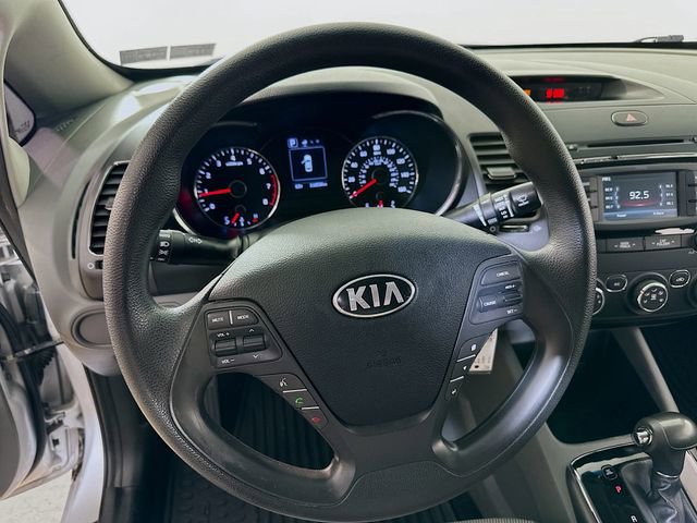 Used 2018 Kia Forte LX w/ LX Rear Camera Package FWD image 12