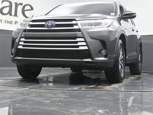 Used 2019 Toyota Highlander XLE image 57