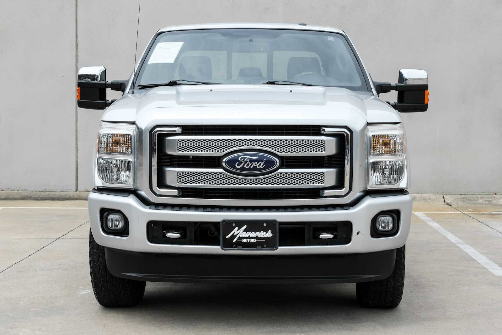 Used 2016 Ford F250 Platinum w/ FX4 Off-Road Package AWD/4WD image 6