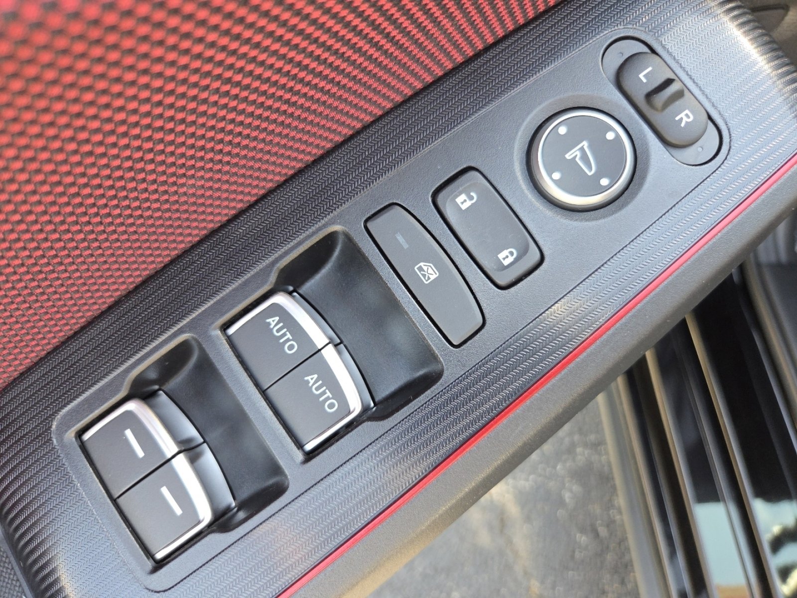 Certified 2025 Honda Civic Si image 31