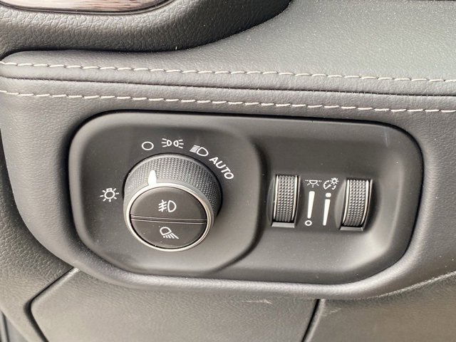 New 2026 RAM 2500 Limited image 28