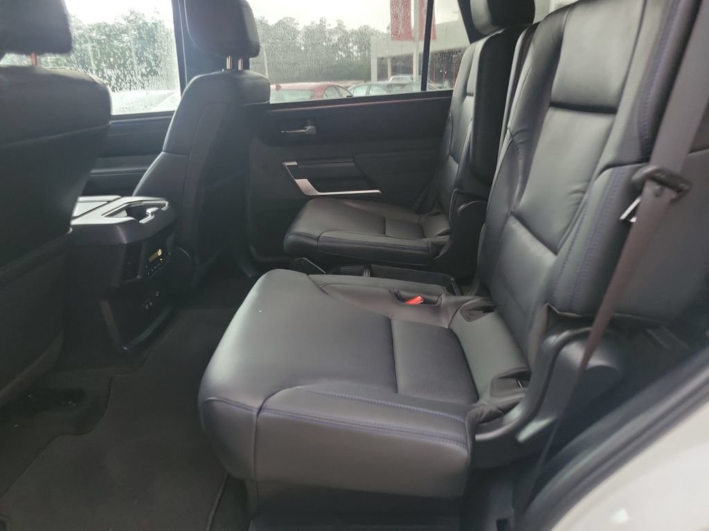 Certified 2024 Toyota Sequoia Platinum AWD/4WD image 34