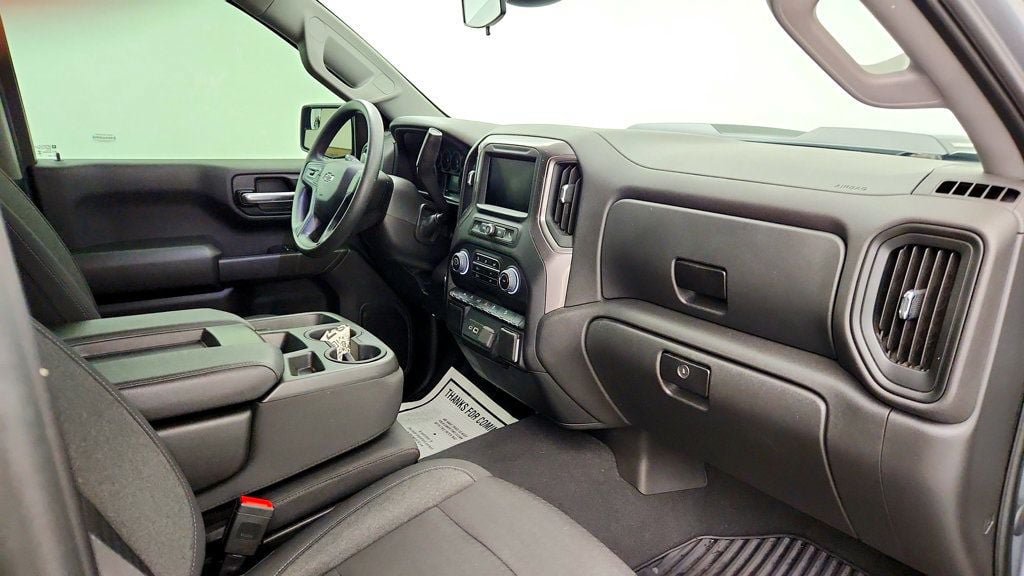 Used 2023 Chevrolet Silverado 1500 Custom Trail Boss w/ LPO, Dark Essentials Package AWD/4WD image 25