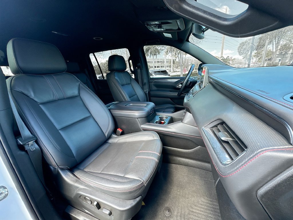 Used 2022 Chevrolet Suburban RST w/ Luxury Package AWD/4WD image 26
