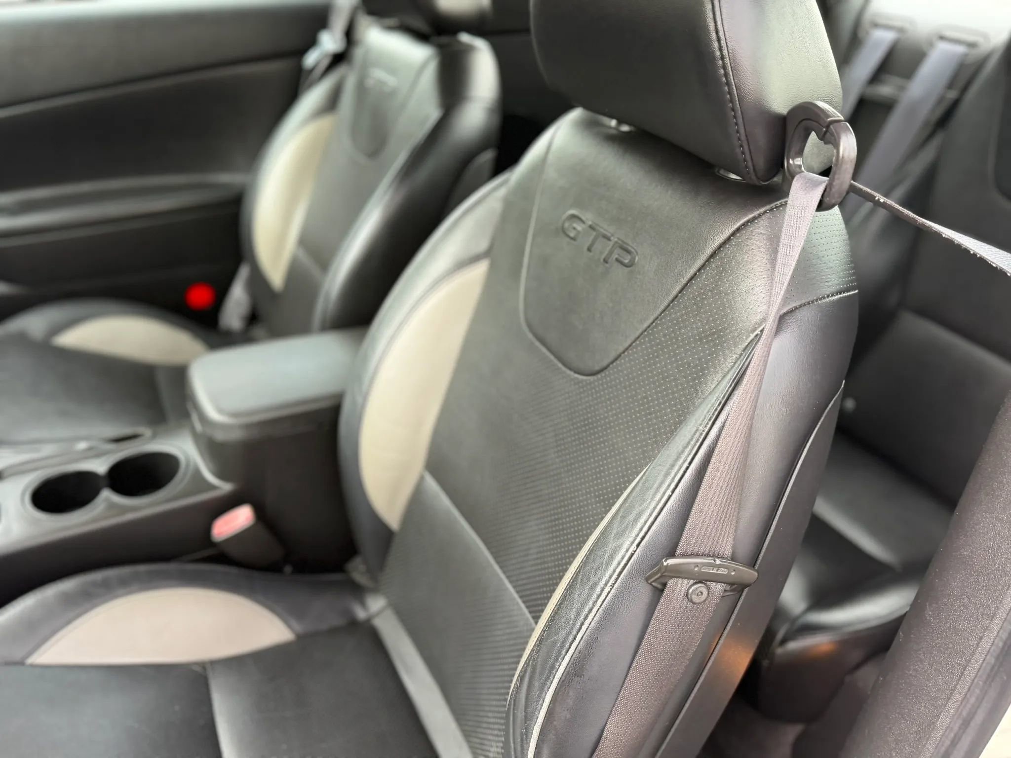 Used 2006 Pontiac G6 GTP w/ Premium Value Package FWD image 26