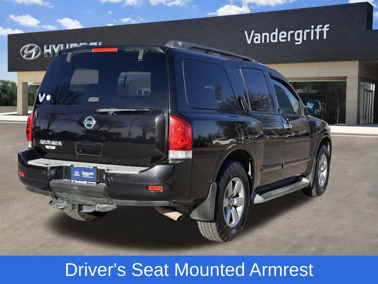 Used 2011 Nissan Armada SV image 12