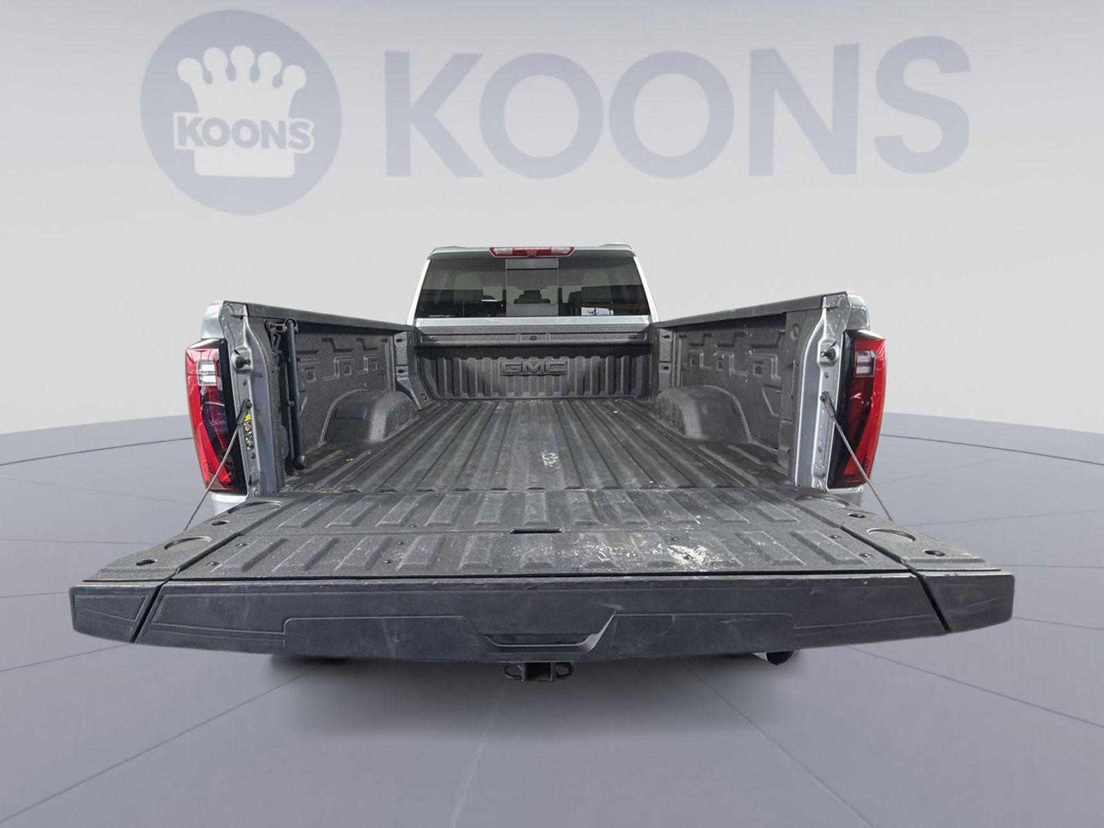 Used 2025 GMC Sierra 3500 SLT w/ SLT Convenience Package image 26