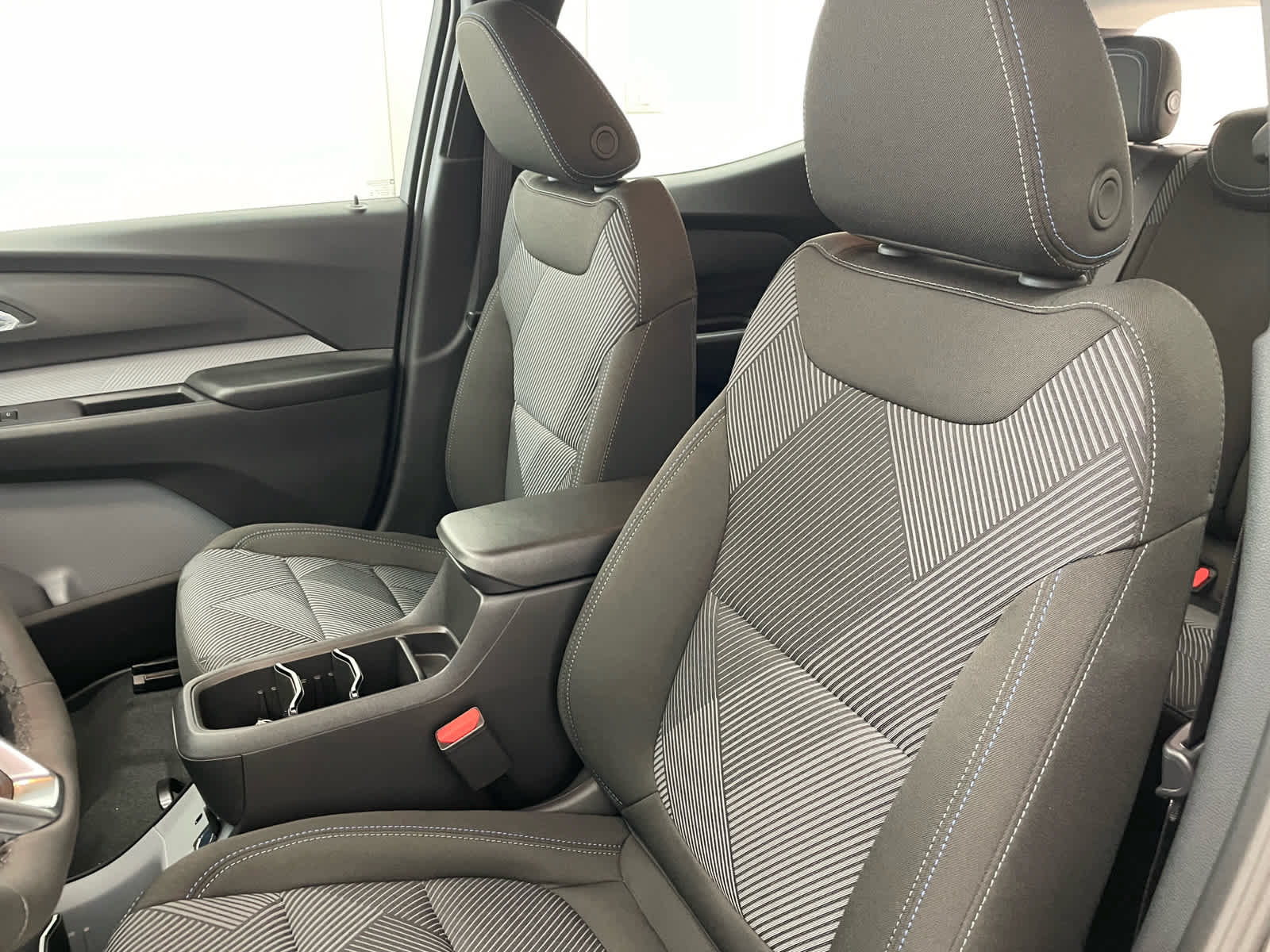 New 2027 Chevrolet Bolt LT w/ Comfort Package FWD image 9