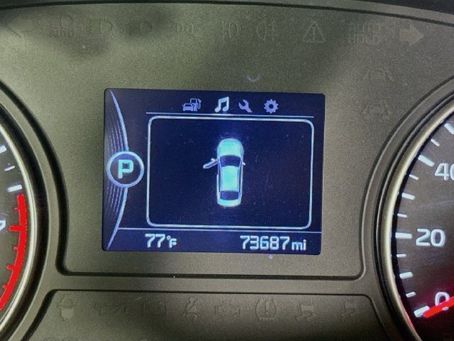 Used 2018 Kia Optima LX w/ 17" Alloy Wheels Package FWD image 13