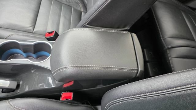 Used 2016 Ford Escape Titanium image 28