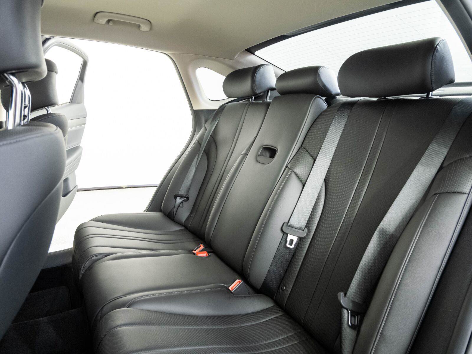 Used 2025 Genesis G80 2.5T AWD/4WD image 20