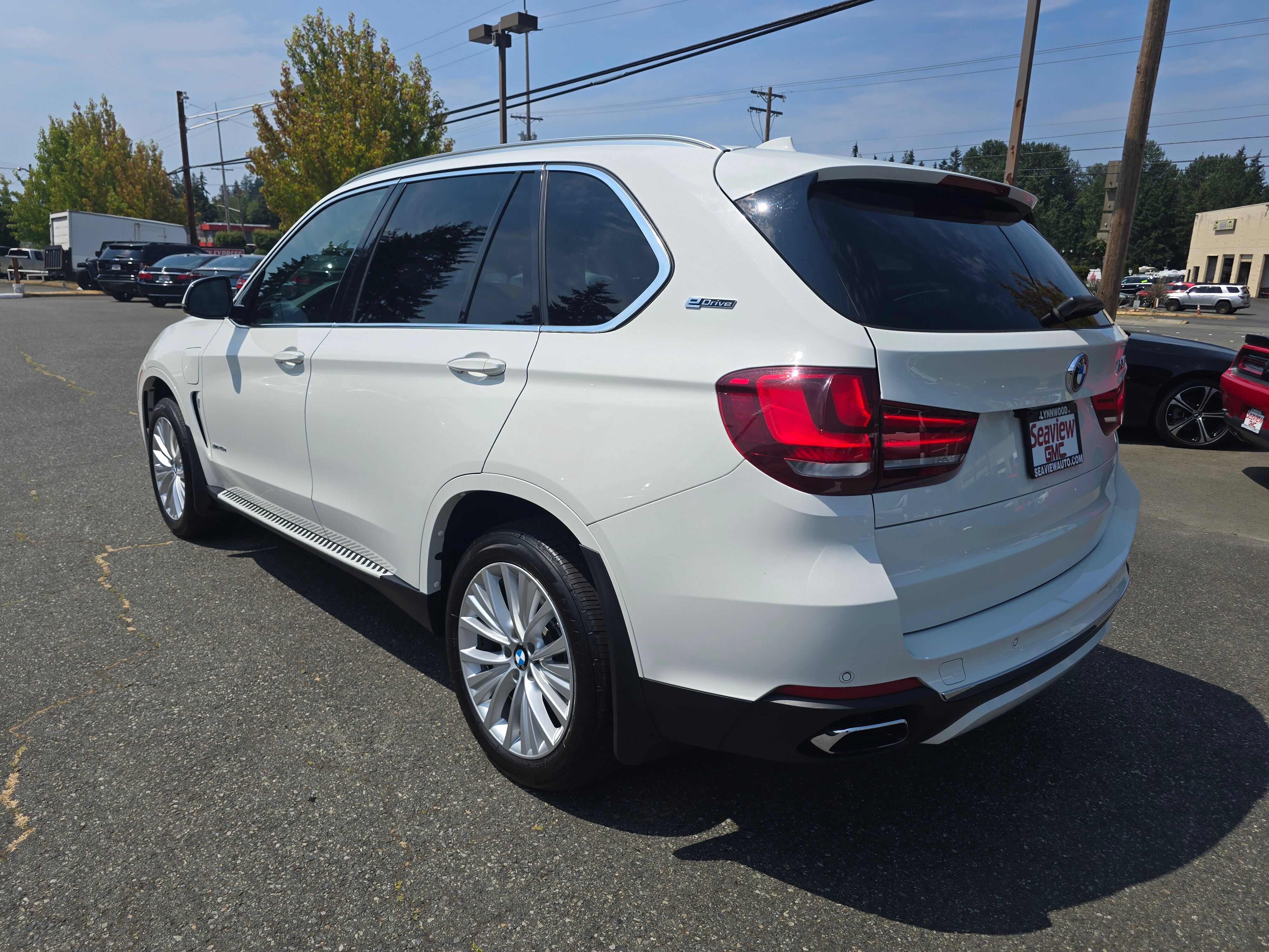 Used 2017 BMW X5 xDrive40e w/ Premium Package AWD/4WD image 5