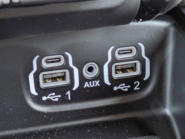 Used 2023 RAM 3500 Limited AWD/4WD image 23