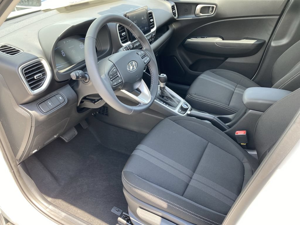 New 2026 Hyundai Venue SEL FWD image 10