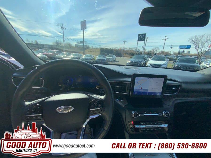 Used 2020 Ford Explorer Platinum image 16