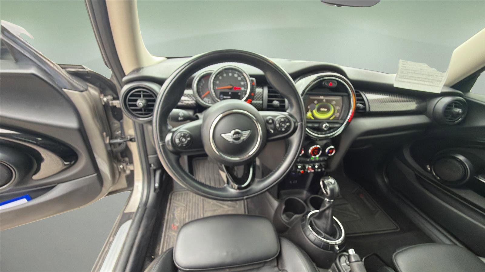 Used 2017 MINI Cooper S image 13