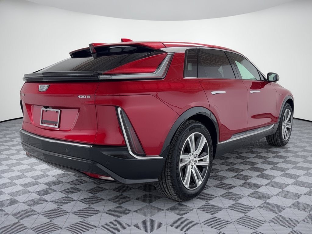 Certified 2024 Cadillac Lyriq Tech w/ Driver Assist Package RWD image 9