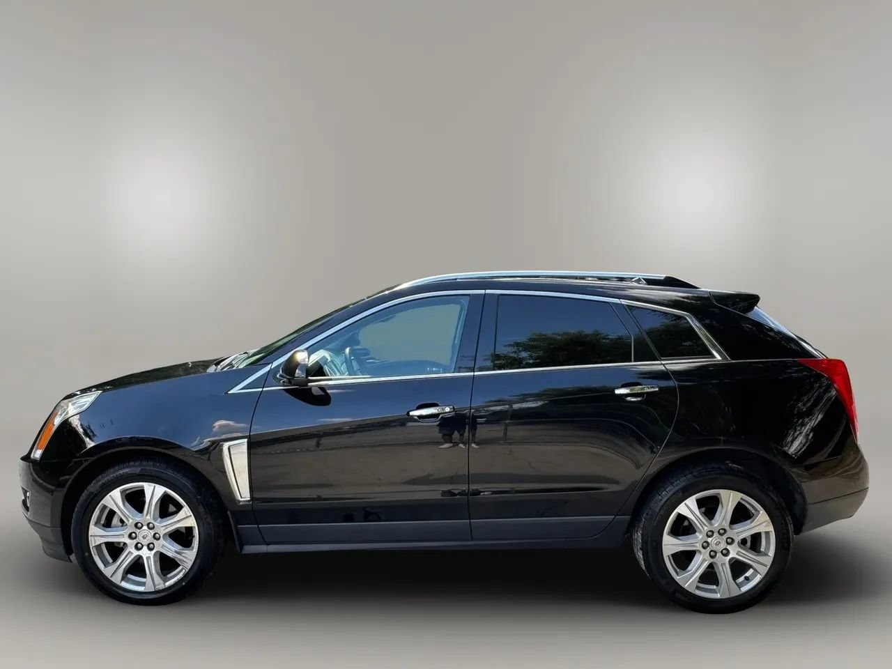 Used 2016 Cadillac SRX Performance w/ Driver Awareness Package FWD image 5