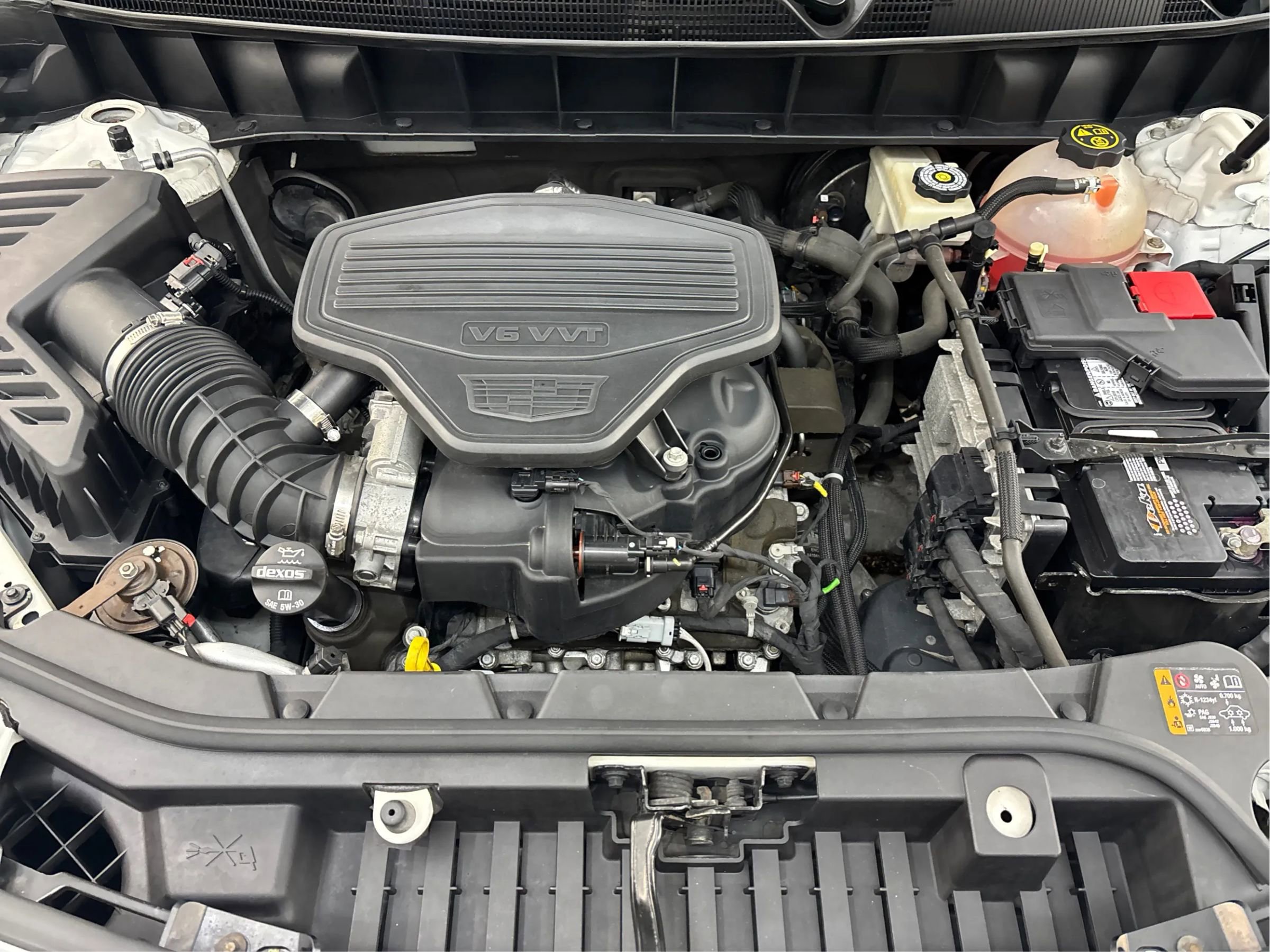 Used 2017 Cadillac XT5 Luxury image 31