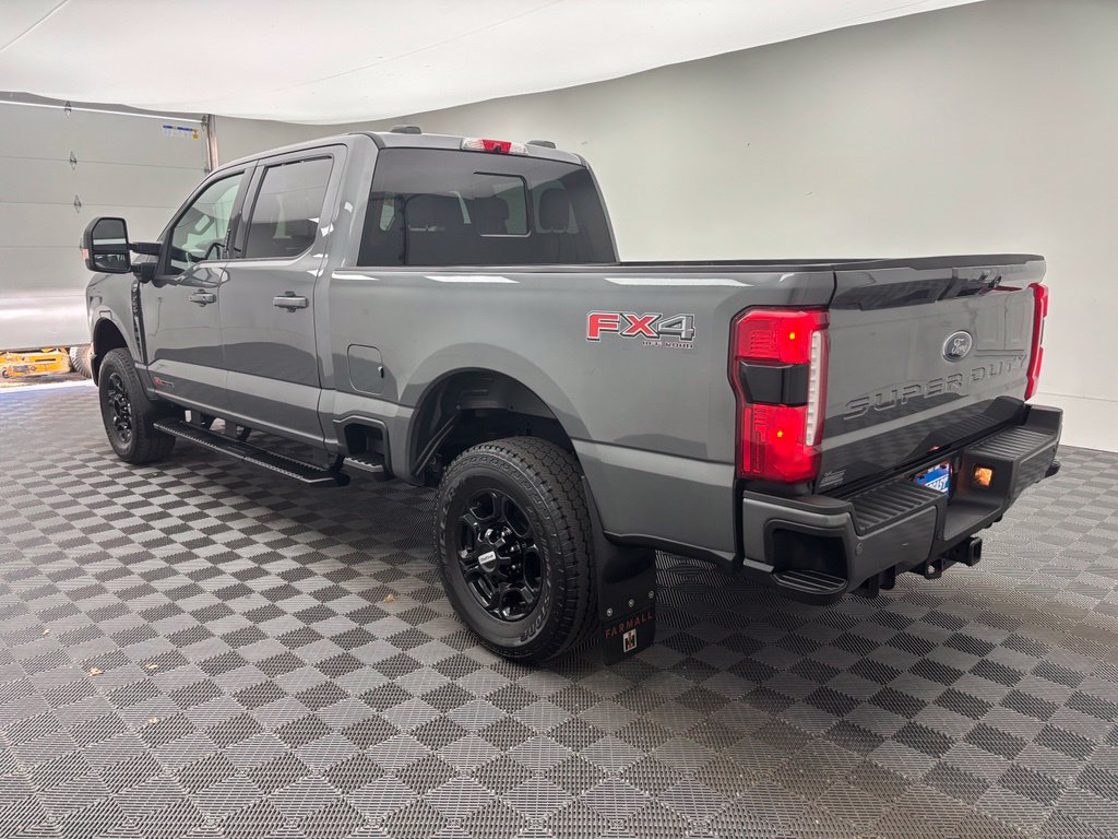 Used 2023 Ford F250 XLT w/ XLT Premium Package AWD/4WD image 11