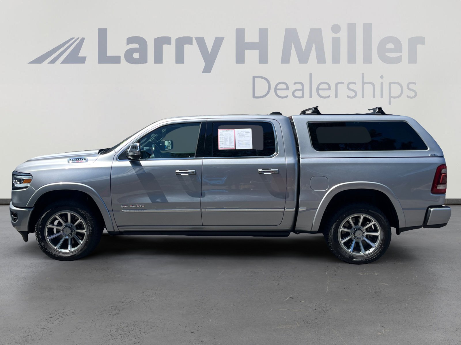 Used 2020 RAM 1500 Limited AWD/4WD image 2