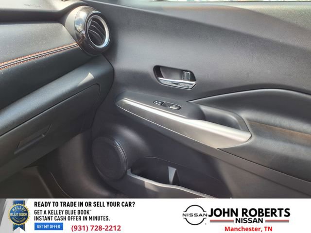 Used 2019 Nissan Kicks SR w/ SR Premium Package FWD image 8