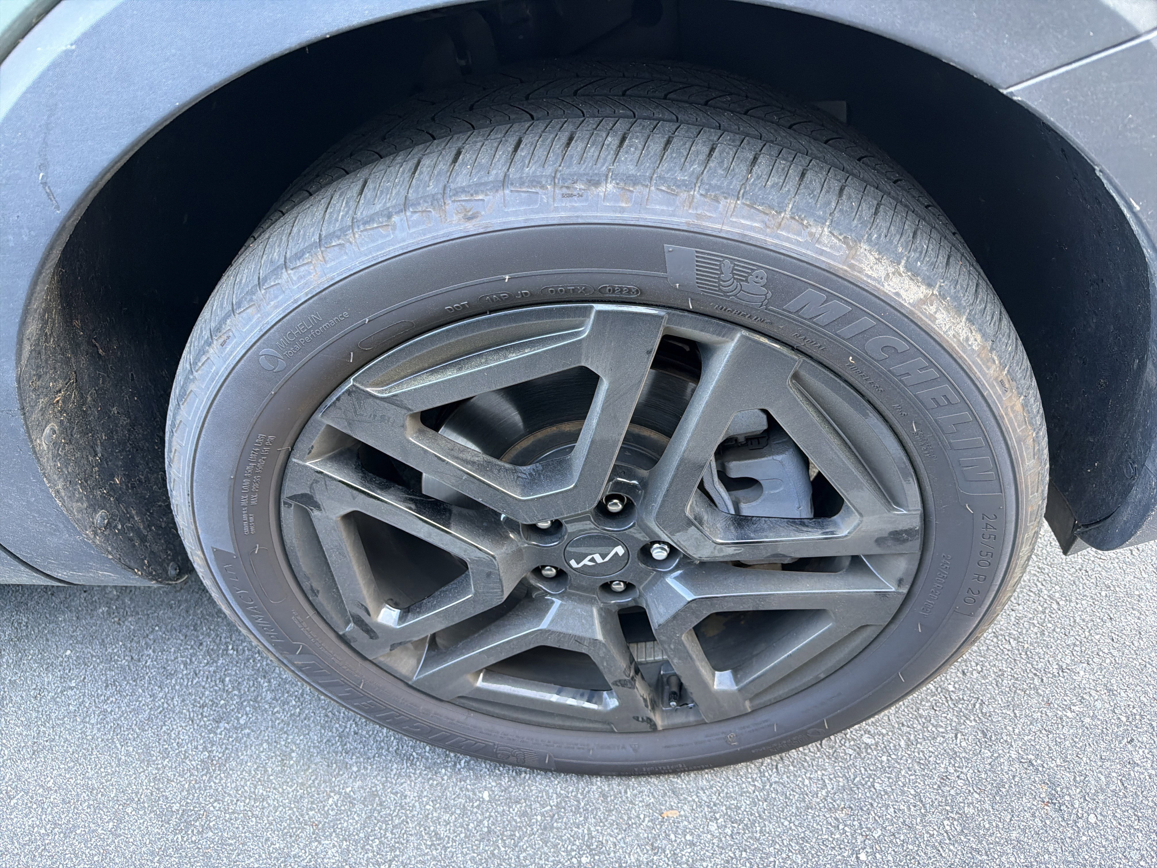 Used 2023 Kia Telluride EX X-Line image 8