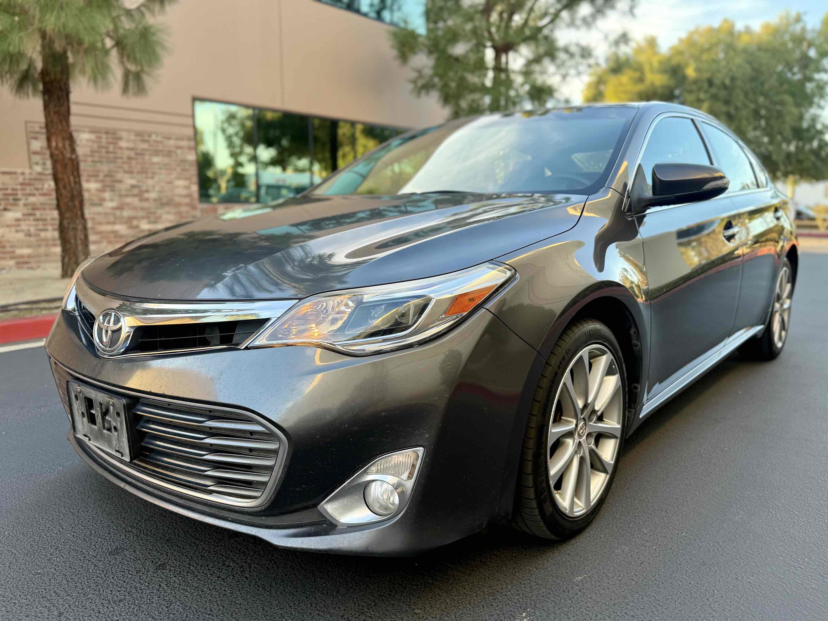 Used 2014 Toyota Avalon XLE Touring image 7