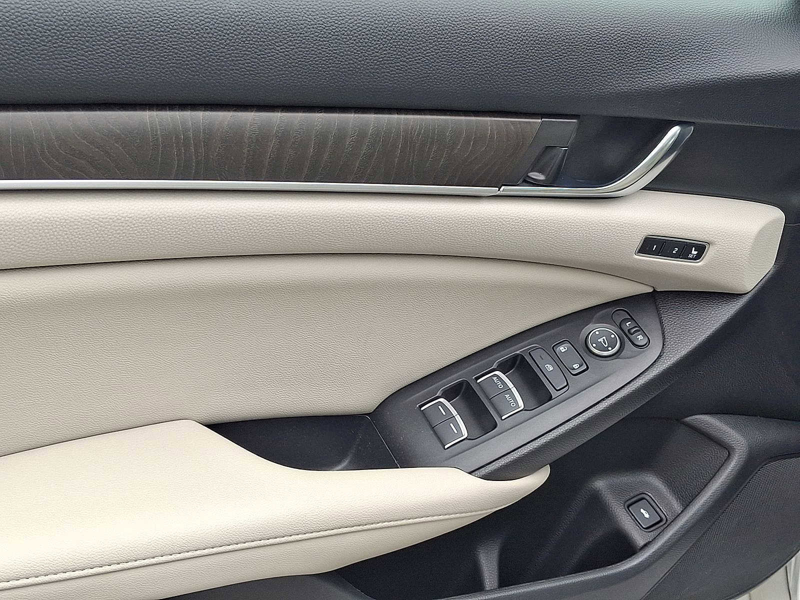 Used 2022 Honda Accord EX-L image 10