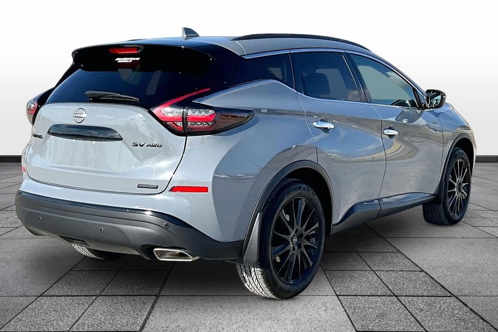Used 2024 Nissan Murano SV w/ SV Midnight Edition Package image 11