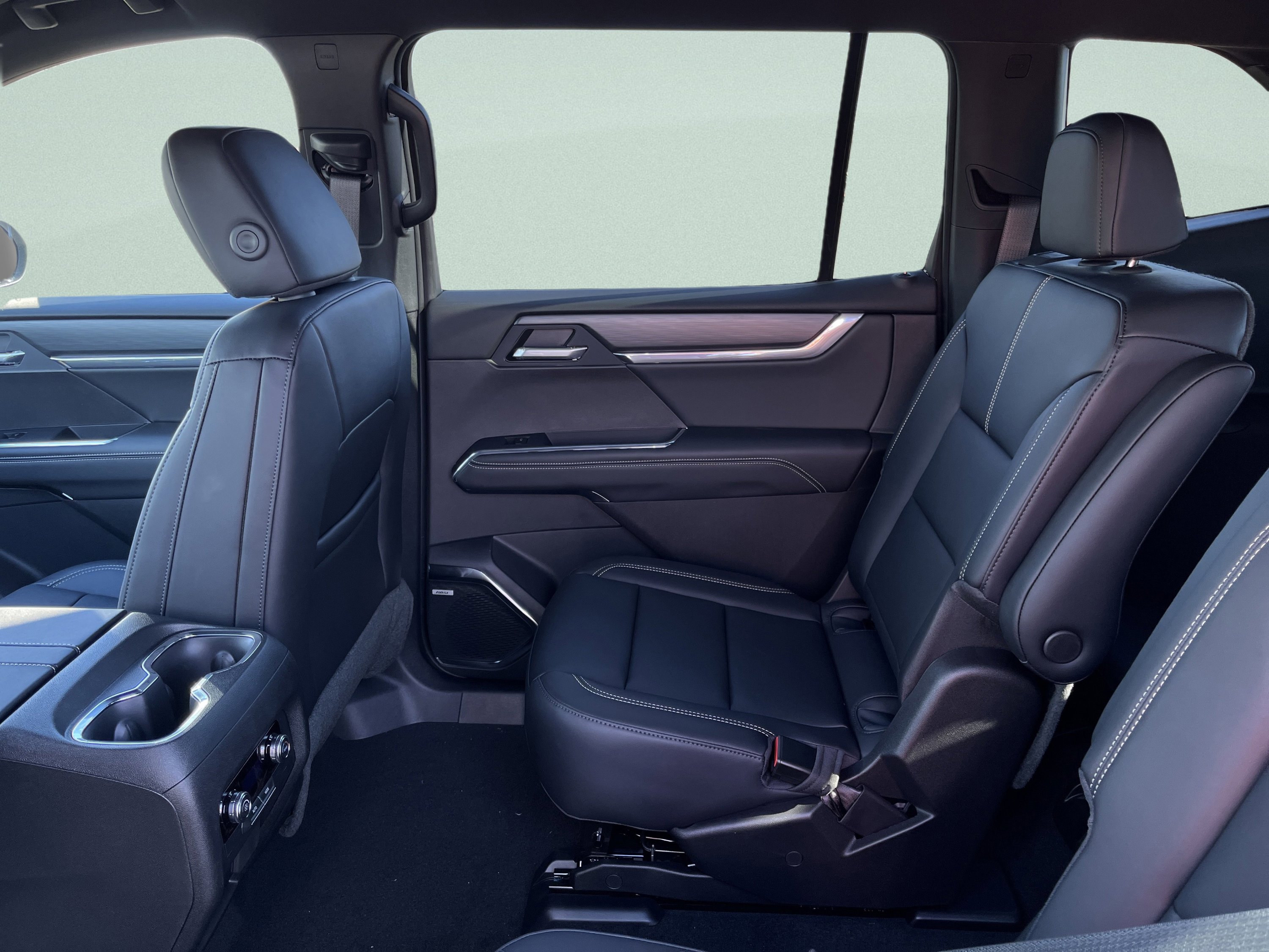 New 2026 GMC Acadia Elevation w/ Black Edition AWD/4WD image 22