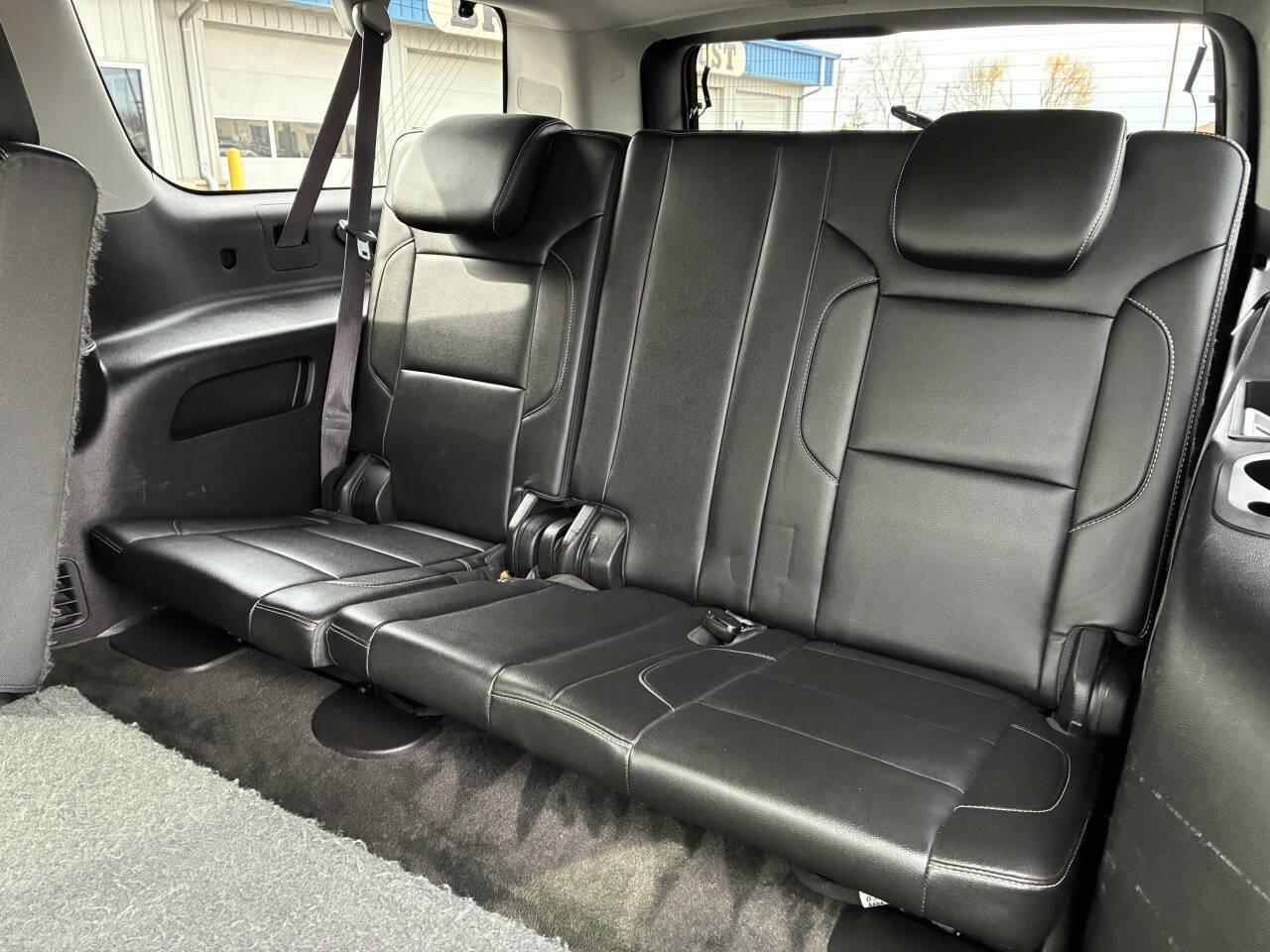 Used 2015 Chevrolet Suburban LT w/ Luxury Package AWD/4WD image 9