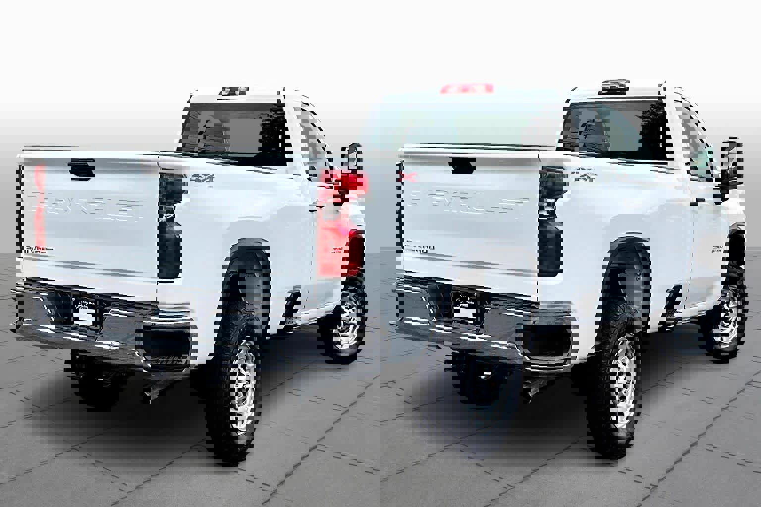 Used 2025 Chevrolet Silverado 2500 W/T w/ Snow Plow Prep/Camper Package image 12