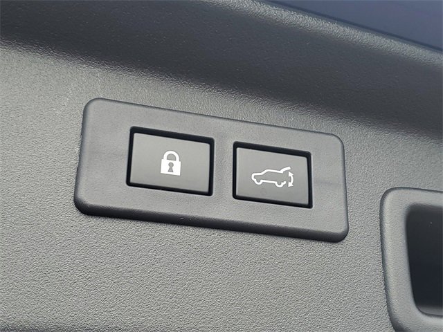 New 2026 Subaru Outback Touring XT image 8