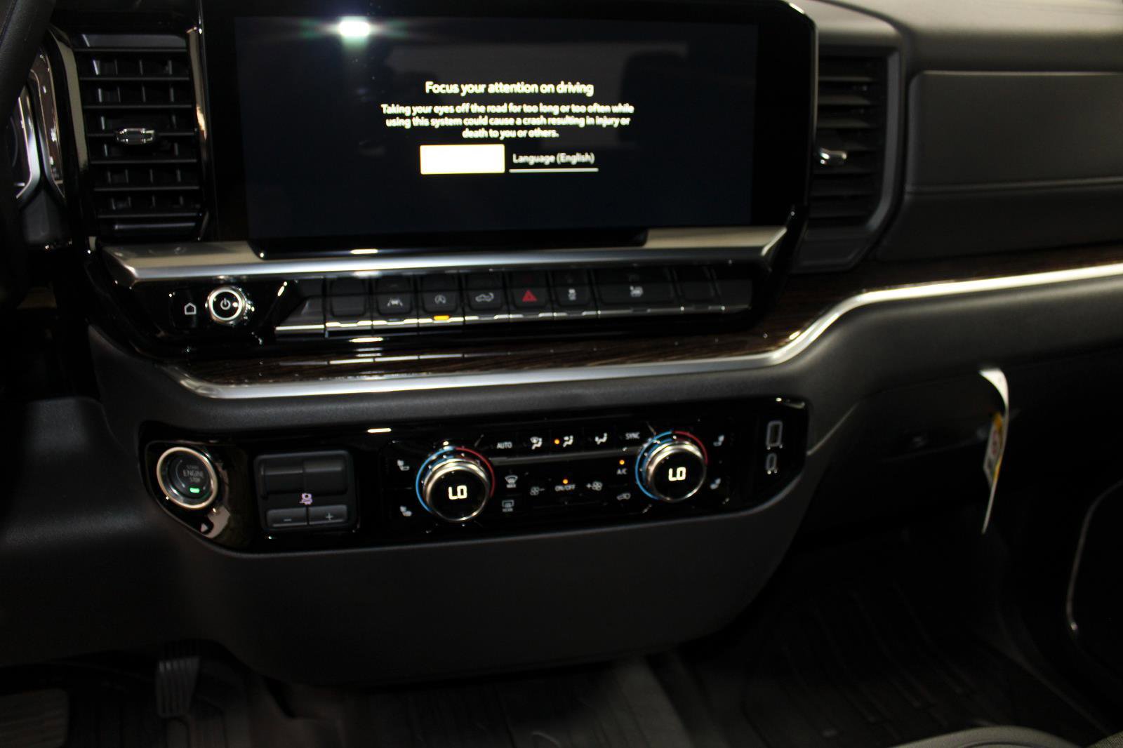 New 2025 GMC Sierra 1500 Elevation image 38