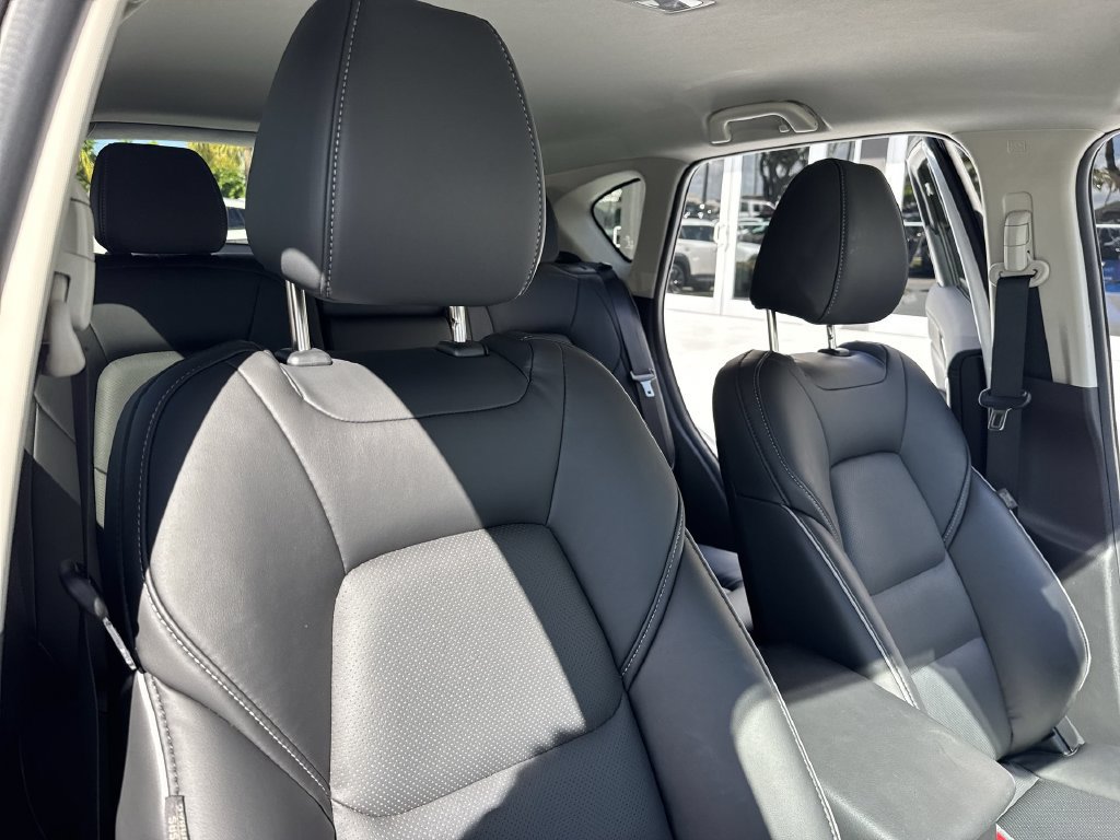 Used 2025 MAZDA CX-5 AWD 2.5 S w/ Select Package image 46