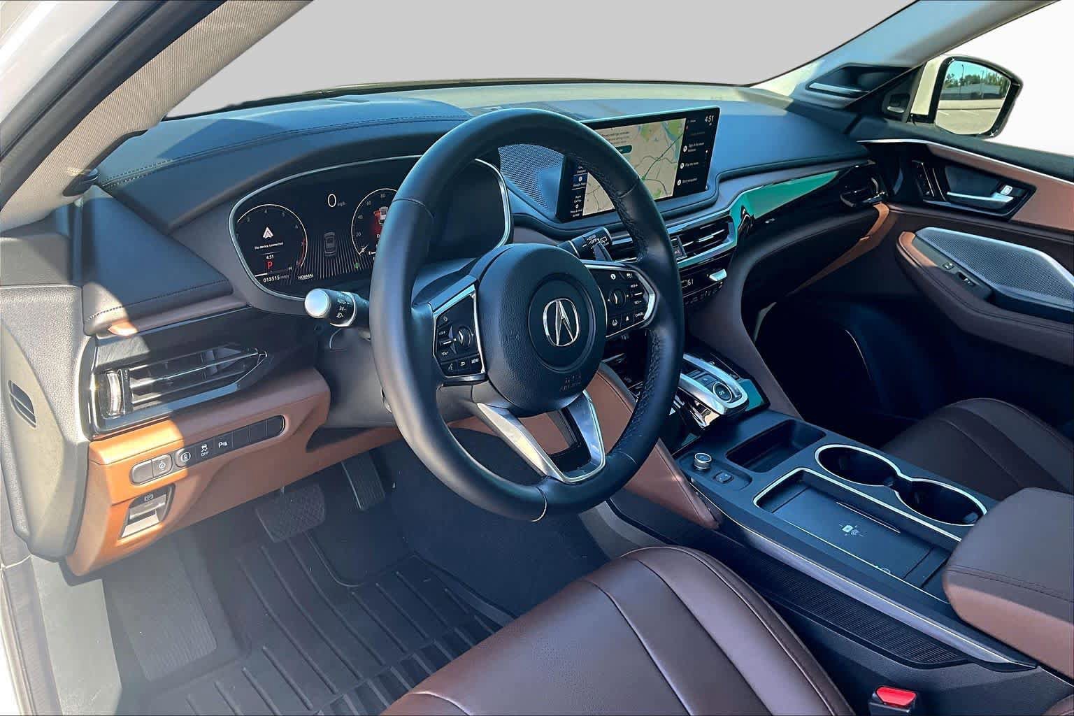 Used 2025 Acura MDX SH-AWD w/ Technology Package image 18