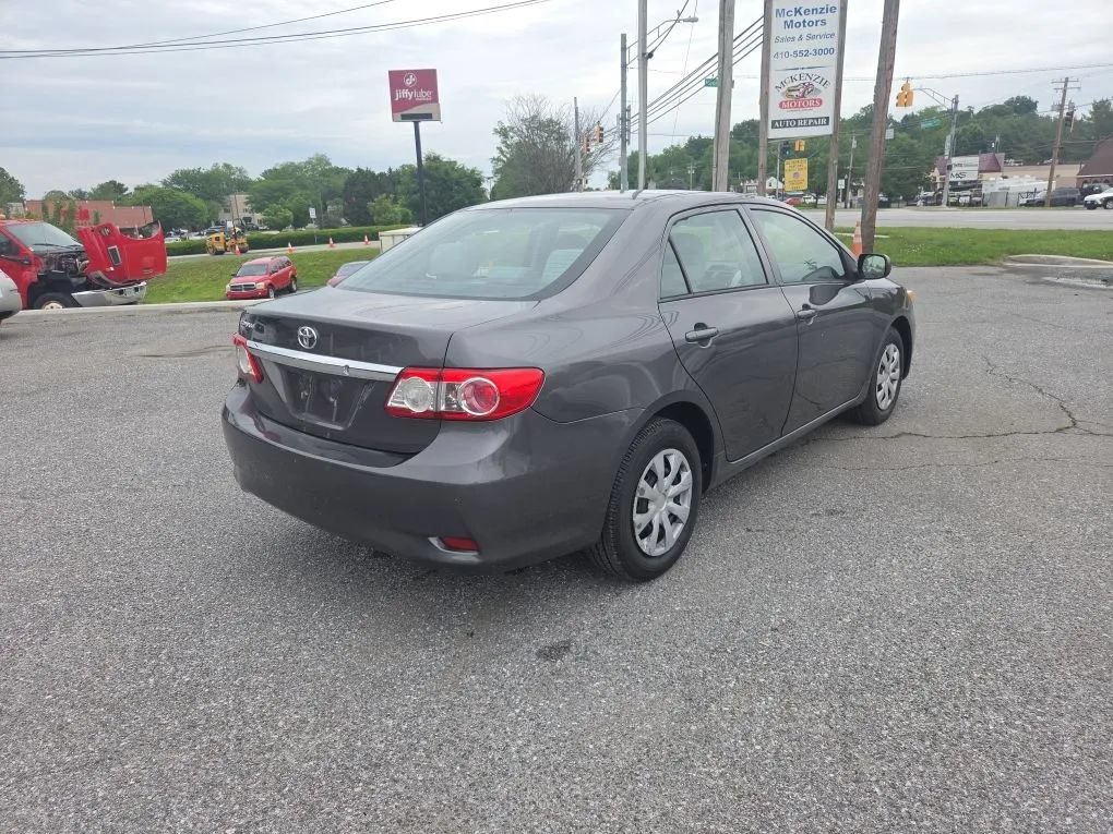 Used 2013 Toyota Corolla L FWD image 5