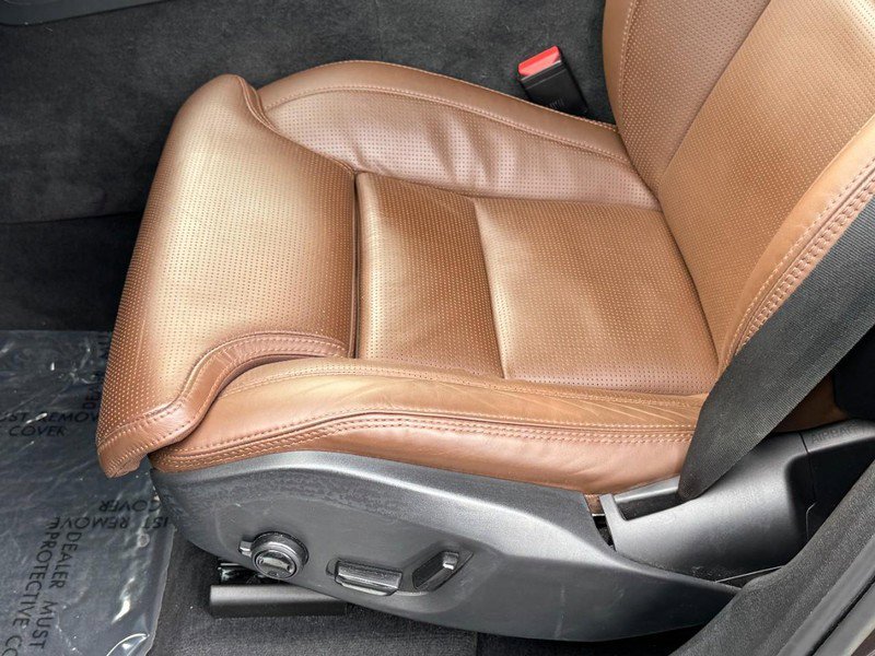 Certified 2023 Volvo XC60 B6 Ultimate w/ Climate Package image 25