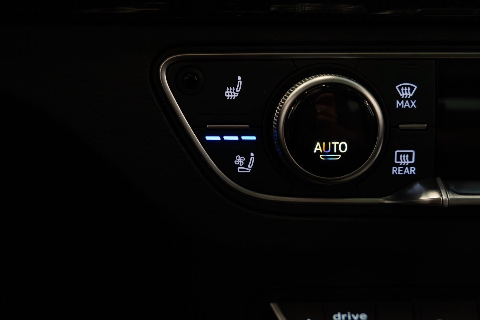 Used 2021 Audi SQ5 Prestige w/ Prestige Package AWD/4WD image 14