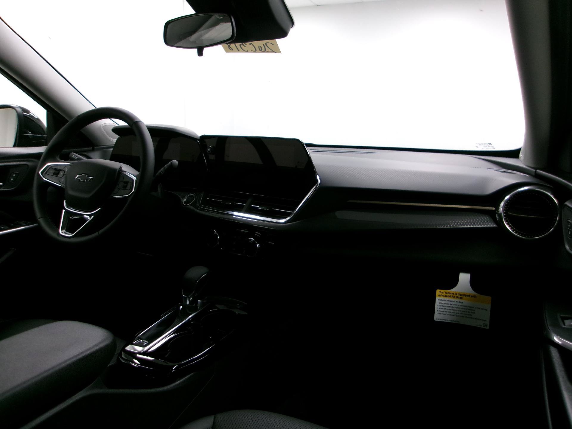 New 2026 Chevrolet Trax ACTIV w/ Driver Confidence Package FWD image 3