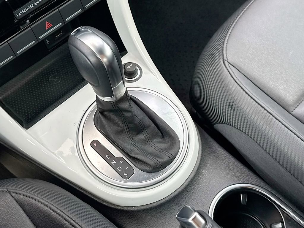 Used 2019 Volkswagen Beetle 2.0T S image 19